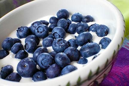 Blueberries and cream
