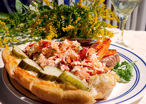 Lobster roll with pickles